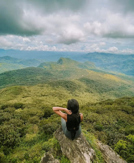 Knuckles mountain