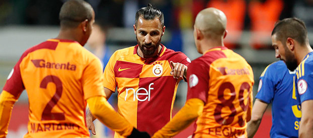 Yasin Öztekin: Kupayı kaldırmak istiyoruz..