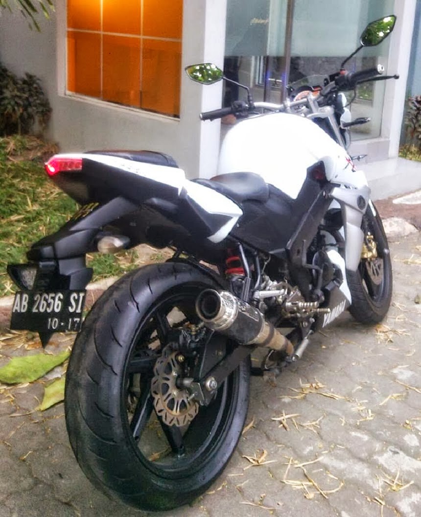 Foto Motor Honda Modifikasi Cb150r Minimalis Full Fairing Ceper