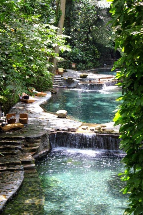 Cool Small Backyard Pool Designs