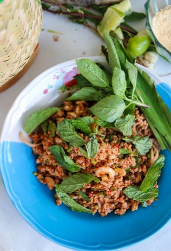 Cùng làm salad thịt băm Thái Lan thơm ngon