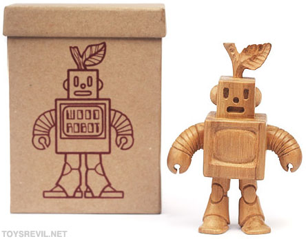 Wooden Robot Prototype PRODUCTDESCRIPTION Blamo is proud to reveal the