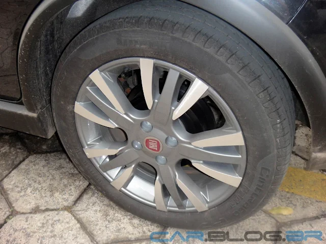 Fiat Palio Sporting Dualogic 2013 - Preto Vesúvio - rodas 16"