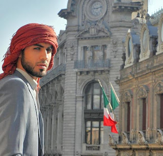 http://demasiadamoda.blogspot.com/2013/06/omar-borkan-visito-mexico.html