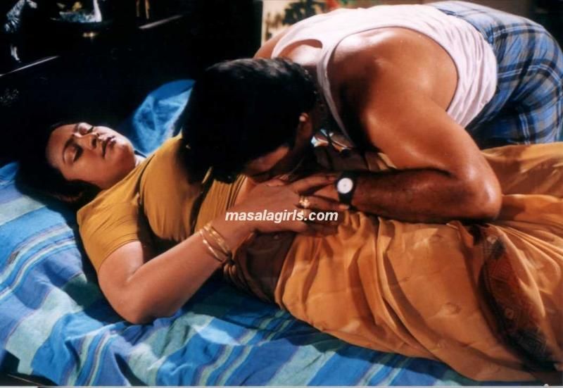 Aunty Hot Bed Scenes Videos Midnight Masala Movie Mallu Desi
