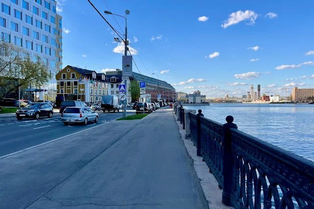 Новоданиловская набережная, Москва-река, бизнес-центр Danilov Plaza, бизнес-центр «Даниловская мануфактура»