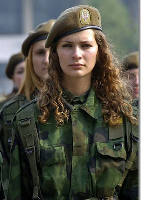 Beautiful Military Women Around the World Seen On speedytown