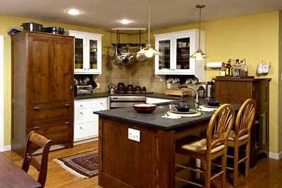  Kitchen Cabinet Paint Colors on My Cabinets Are Honey Oak And The Layout Is Similar To This Kitchen