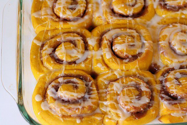 Pumpkin-Cinnamon Streusel Buns