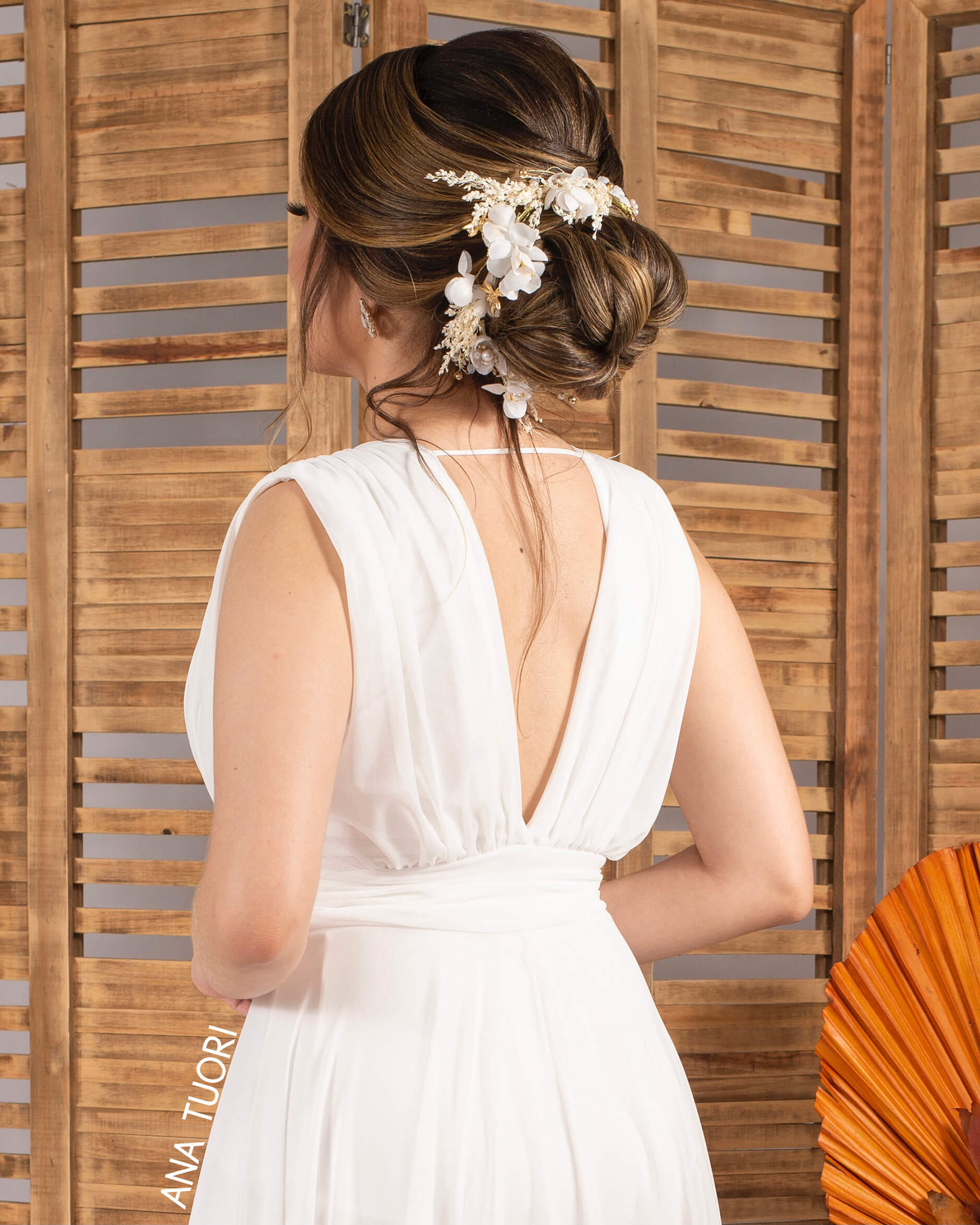 Como escolher o penteado ideal para cada vestido de festa? | Ana Tuori Blog
