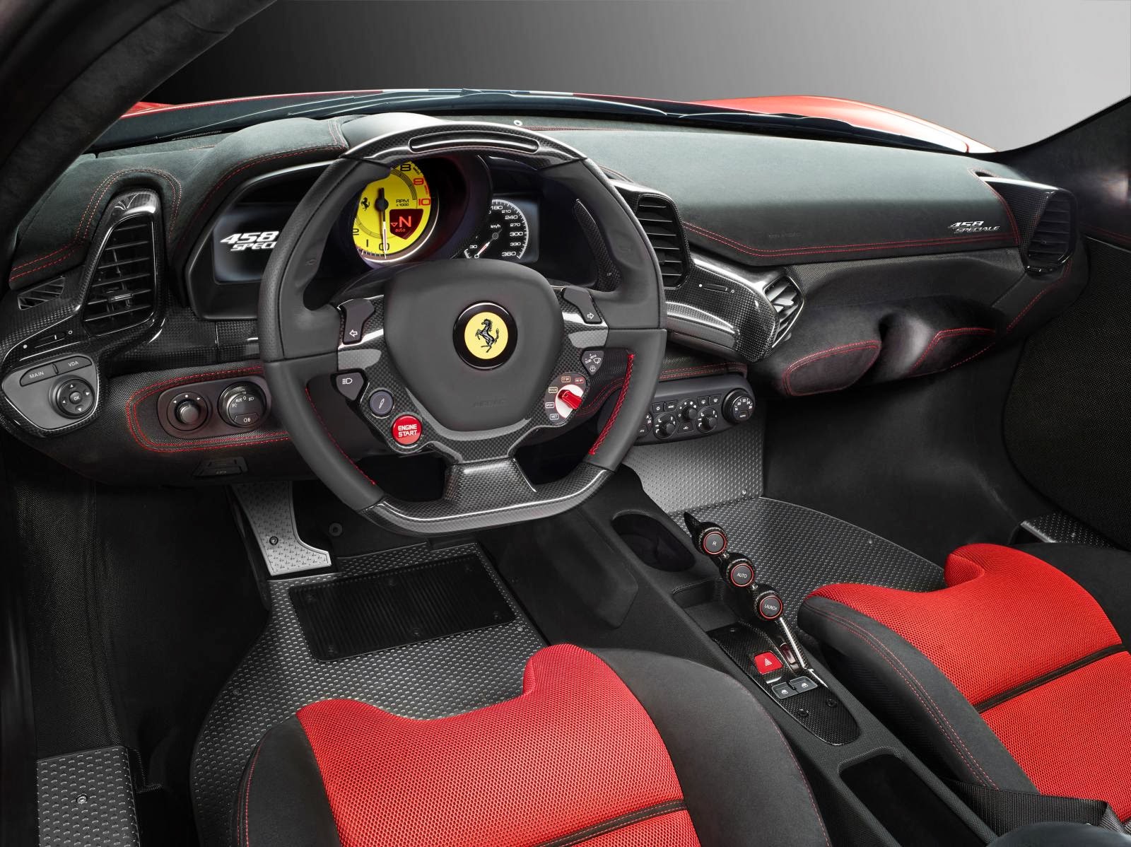 Ferrari 458 Speciale, interior