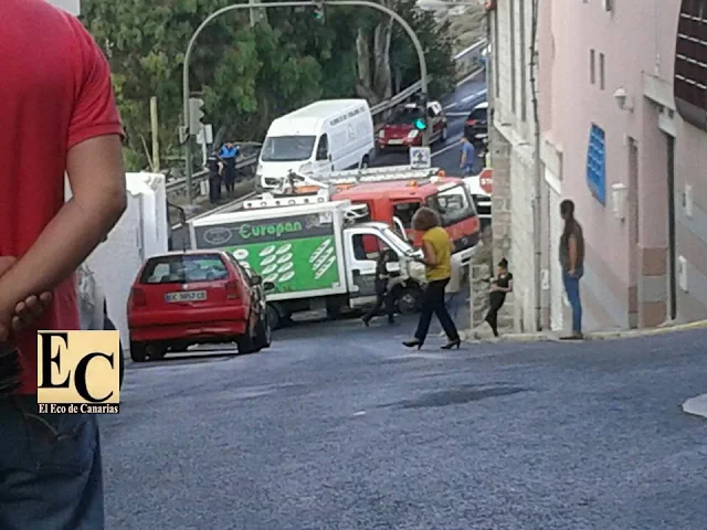 Persecución con disparos  en Tamaraceite, furgoneta Europan