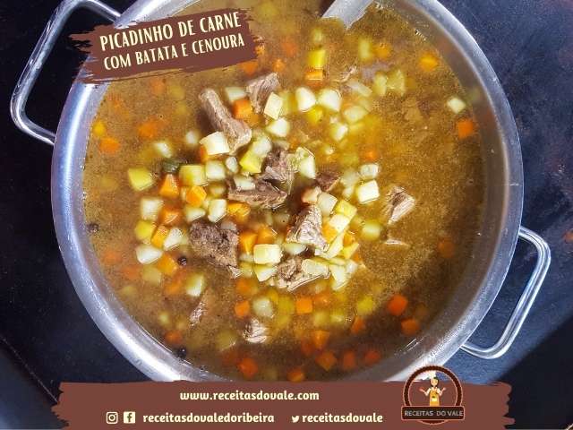 Receita de Picadinho de Carne com Batata e Cenoura