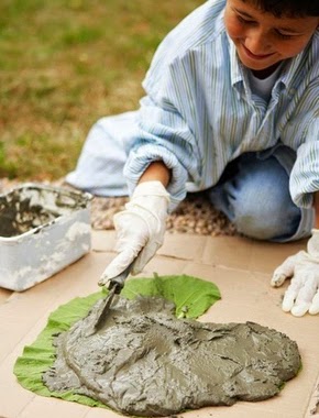 30 Awesome DIY Projects that You’ve Never Heard of - Leafy Stepping-Stones