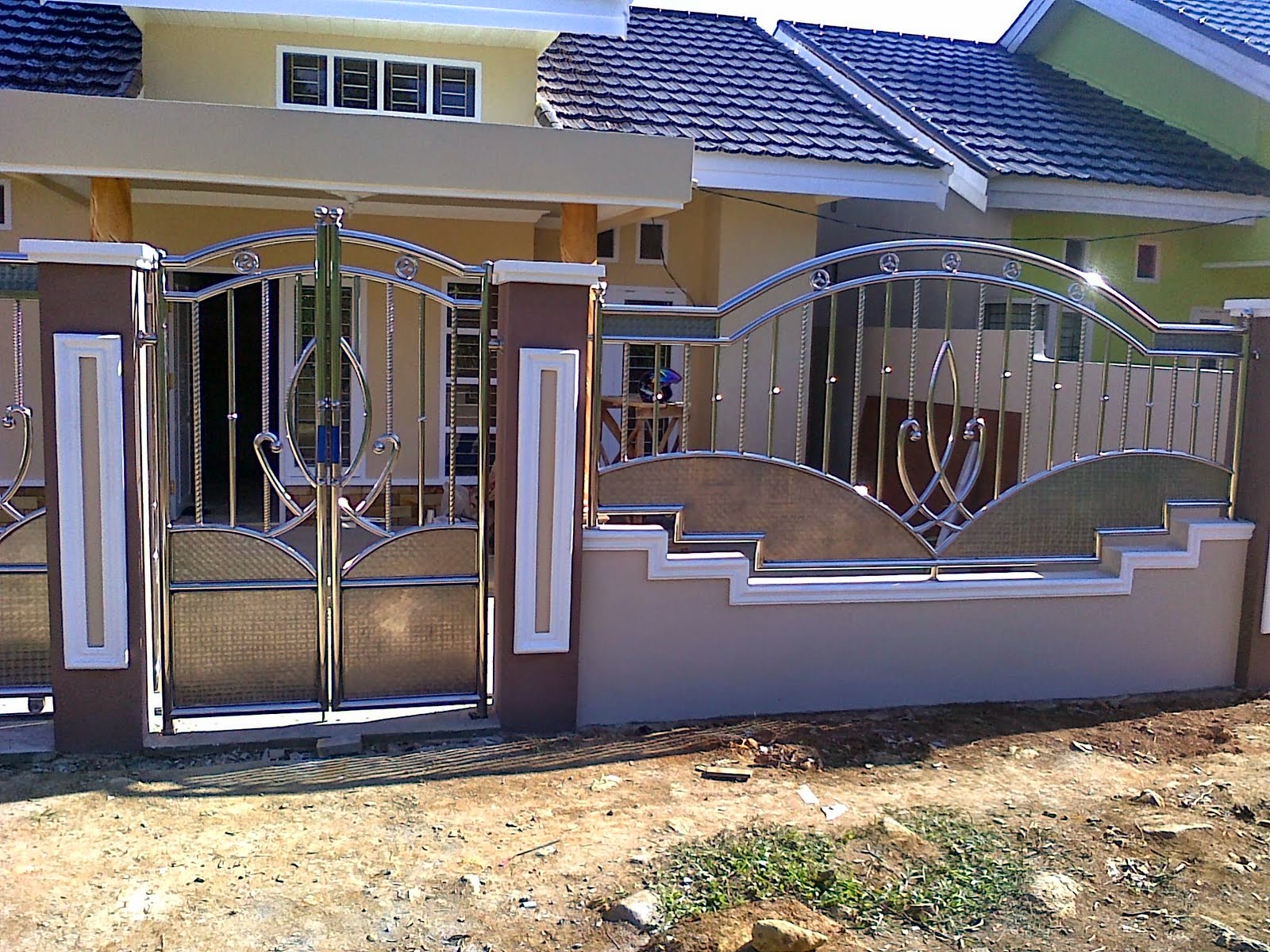 Tips Merawat Pagar Rumah  Stainless Agar Tetap Terlihat 