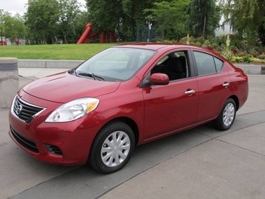 2012-Nissan-Versa-sedan