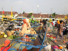 belanja di Pasar Probolinggo