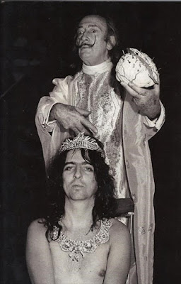 Salvador Dalí y Alice Cooper