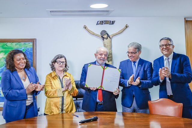 Presidente Lula sanciona lei que reconhece o forró como manifestação da cultura nacional