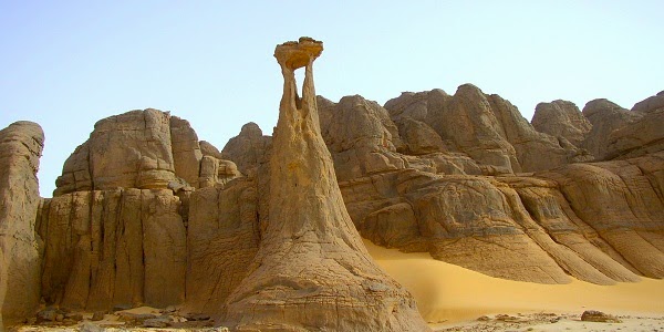 tassili n'ajjer algeria, sahara desert, prehistoric rock art