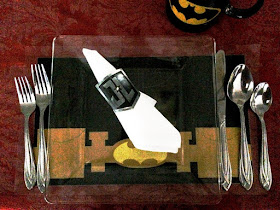 Throw a fun Superhero dinner party with this printable Batman place mat. Simply print and decorate your dinner party with some super fun.  Or get the whole set and make a league of fun to celebrate.