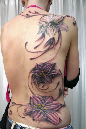 Flower Tattoos For Back Of Neck. full ack tattoos women.