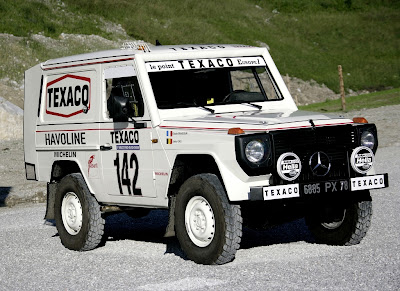 Mercedes Benz G Class Standard Resolution Wallpaper 2