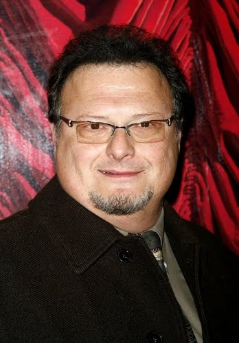 Wayne Knight is an American actor, featured in the television series 