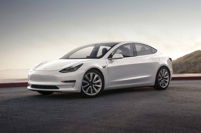  Mobil  Tesla  Model  3  Punya Harga  Termurah di Kalangannya 