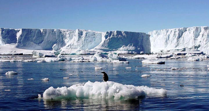Antarctica-ice-is-melting