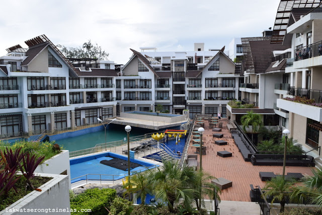 BORACAY ISLAND: CROWN REGENCY RESORT AND CONVENTION CENTER