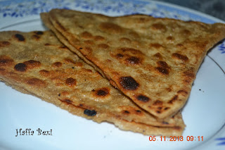 Bread & Buns, Breakfast, Chapati, Flat Bread, Paratha, triangle paratha, triangle chapati