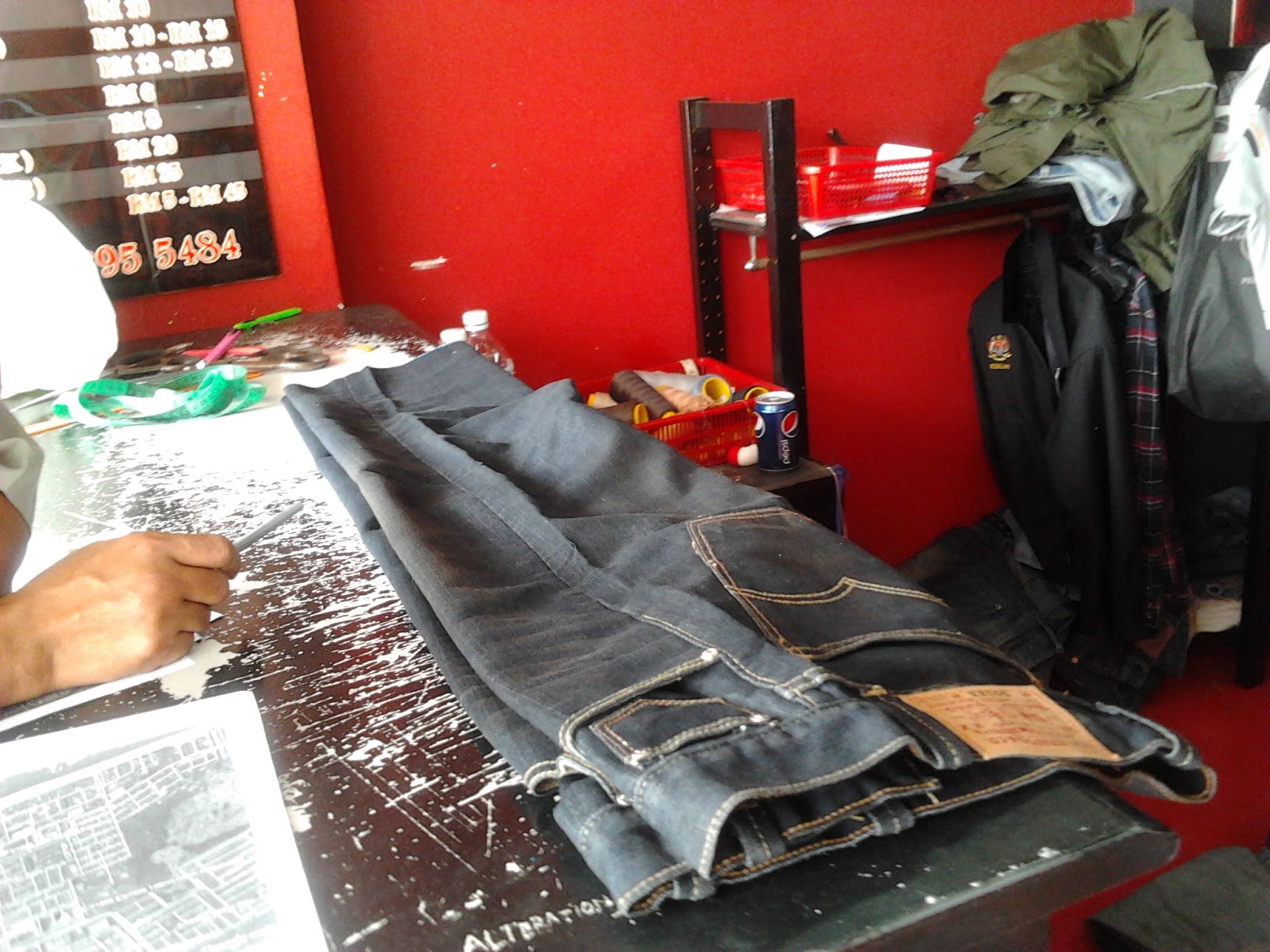 DiARy d QaSEh Kedai  Repair Seluar  Jeans  Taman Medan
