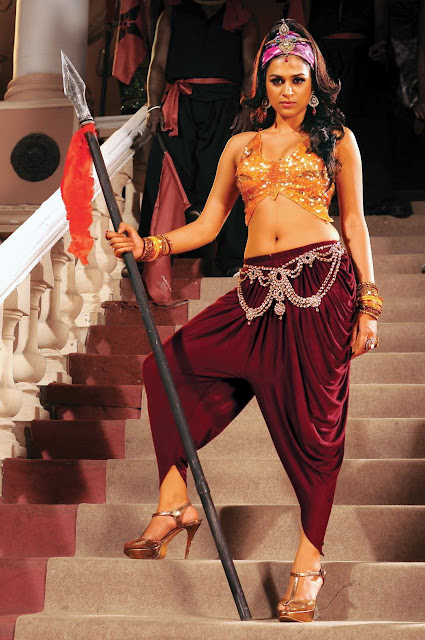 Shraddha Das hot Photos in Rey Movie