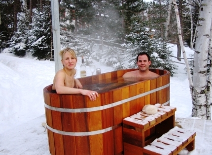 Cedar Hot Tubs Wooden Hot Tubs - CedarTubs.com: Best 