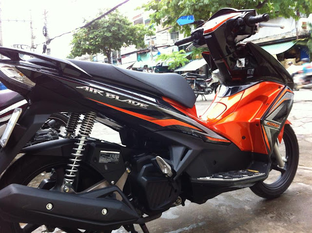 Sơn xe Airblade 125 màu cam đen