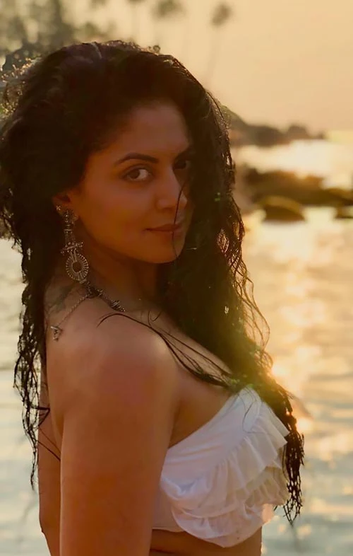 kavita kaushik bikini hot indian tv actress