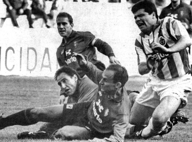 Alberto fue el autor de los dos goles y el mejor jugador sobre el campo. REAL VALLADOLID C. F. 2  CLUB ATLÉTICO OSASUNA 1. Domingo 06/03/1994, 17:00 horas. Campeonato de Liga de 1ª División, jornada 27. Valladolid, nuevo estadio José Zorrilla.