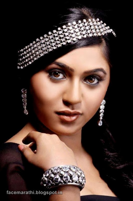 Facemarathi:Mrunmayee Deshpande images wallpaper