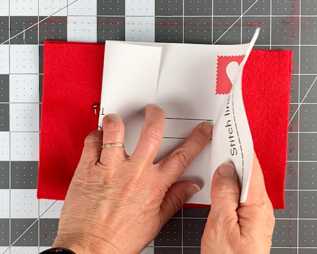 How to make a Felt Valentine Envelope Valentine Countdown Activity Cards - Blue Susan Makes