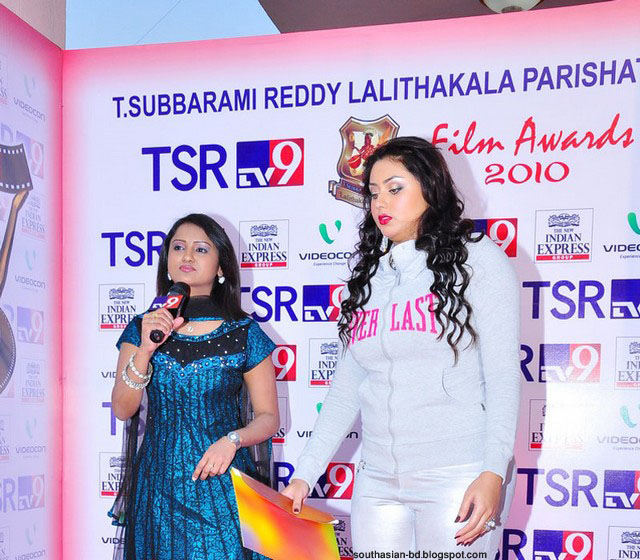 Namitha At TSR TV Film Awards Latest Sexy PicsPhotos hot images