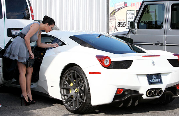 Kim Kardashian Ferrari 458 Italia