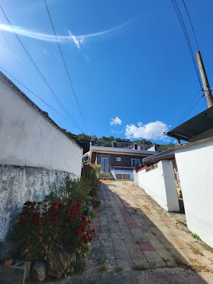 충북 충주 대소원면 원룸 주택 대문 안쪽