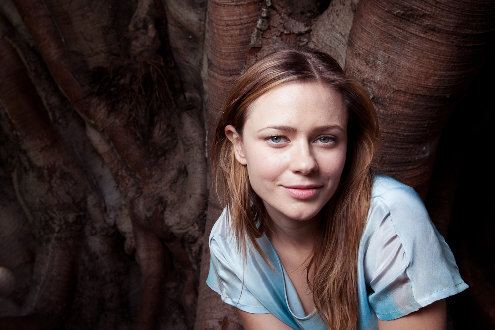 Maeve Dermody - Wallpaper Actress