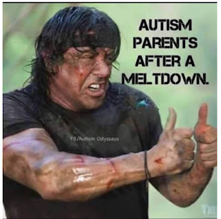 Image of Sylvester Stallone making a thumbs up sign after battle