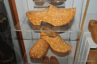 Marken wedding clogs Klompen