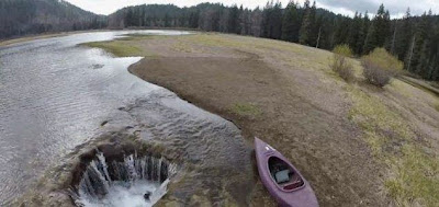 Danau Yang Bisa Menghilang Setiap Tahun