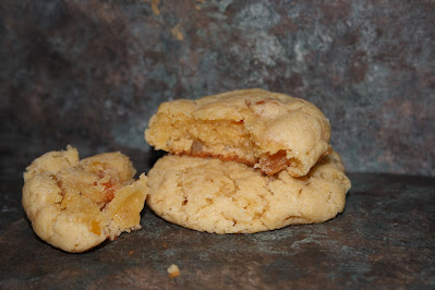 Apricot, citrus peel & Habanero cookies