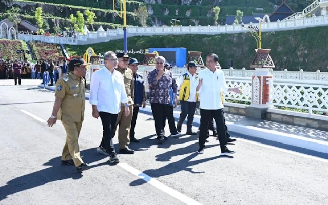 Fahri Hamzah Dampingi Presiden Joko Widodo Saat Peresmian Bendungan Tiu Sutuk di Sumbawa Barat