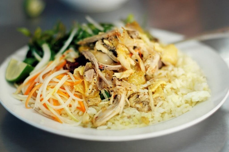 Cơm gà Bà Thuận